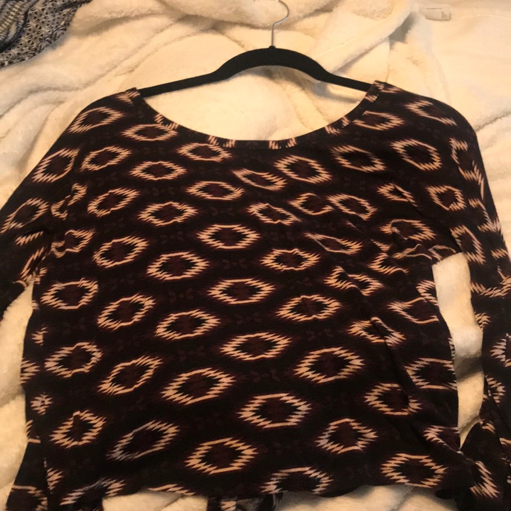 Long sleeve patterned shirt